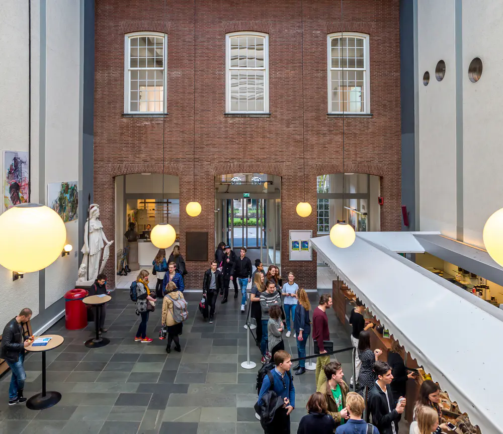 students university amsterdam.jpg