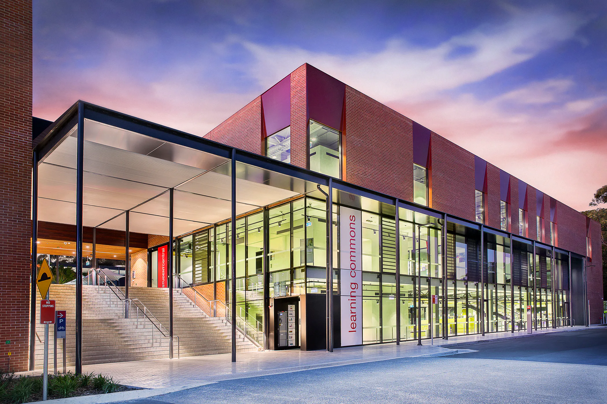 Charles Sturt Online