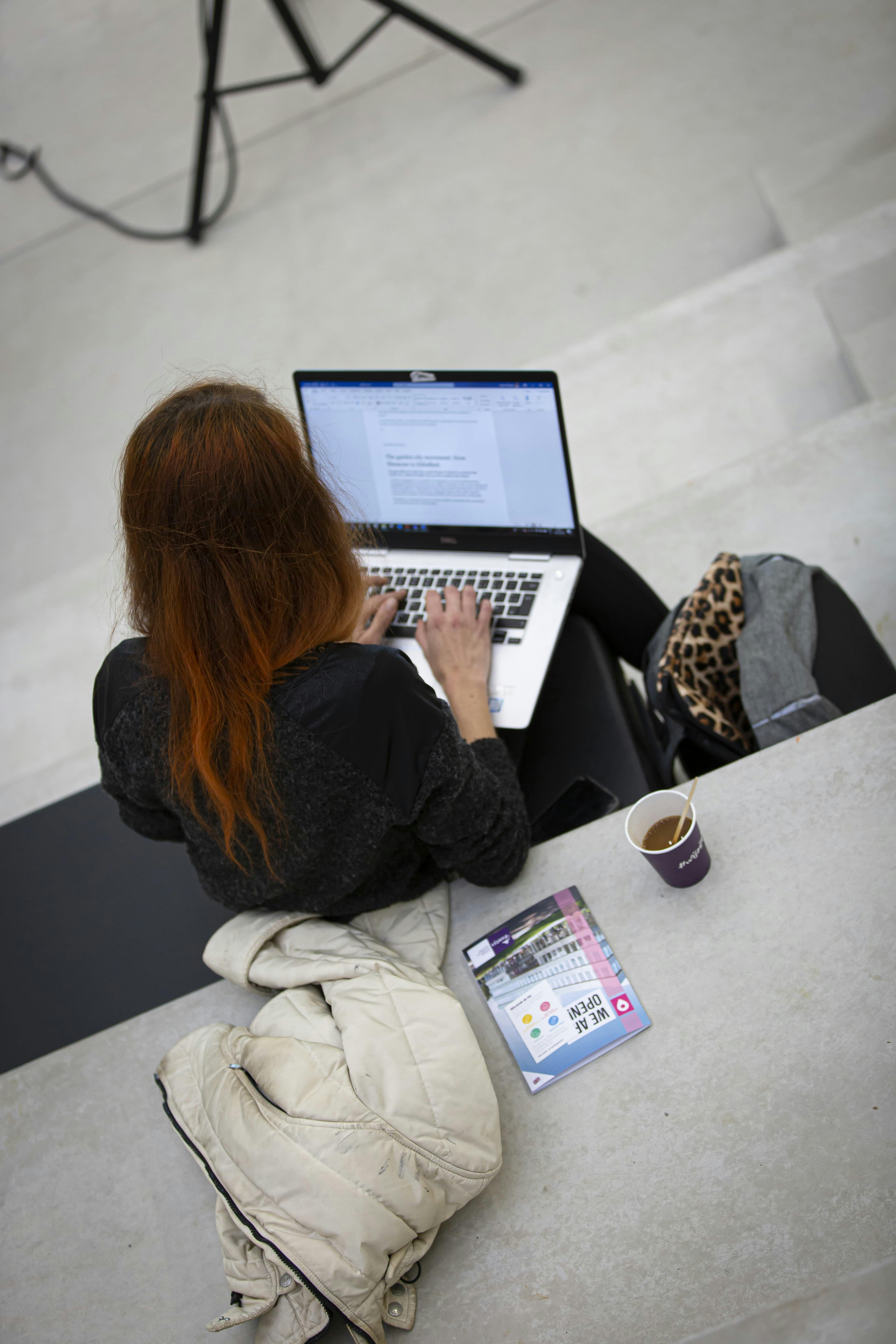 Fontys Academy for the Creative Economy University Info 2 Bachelors in English