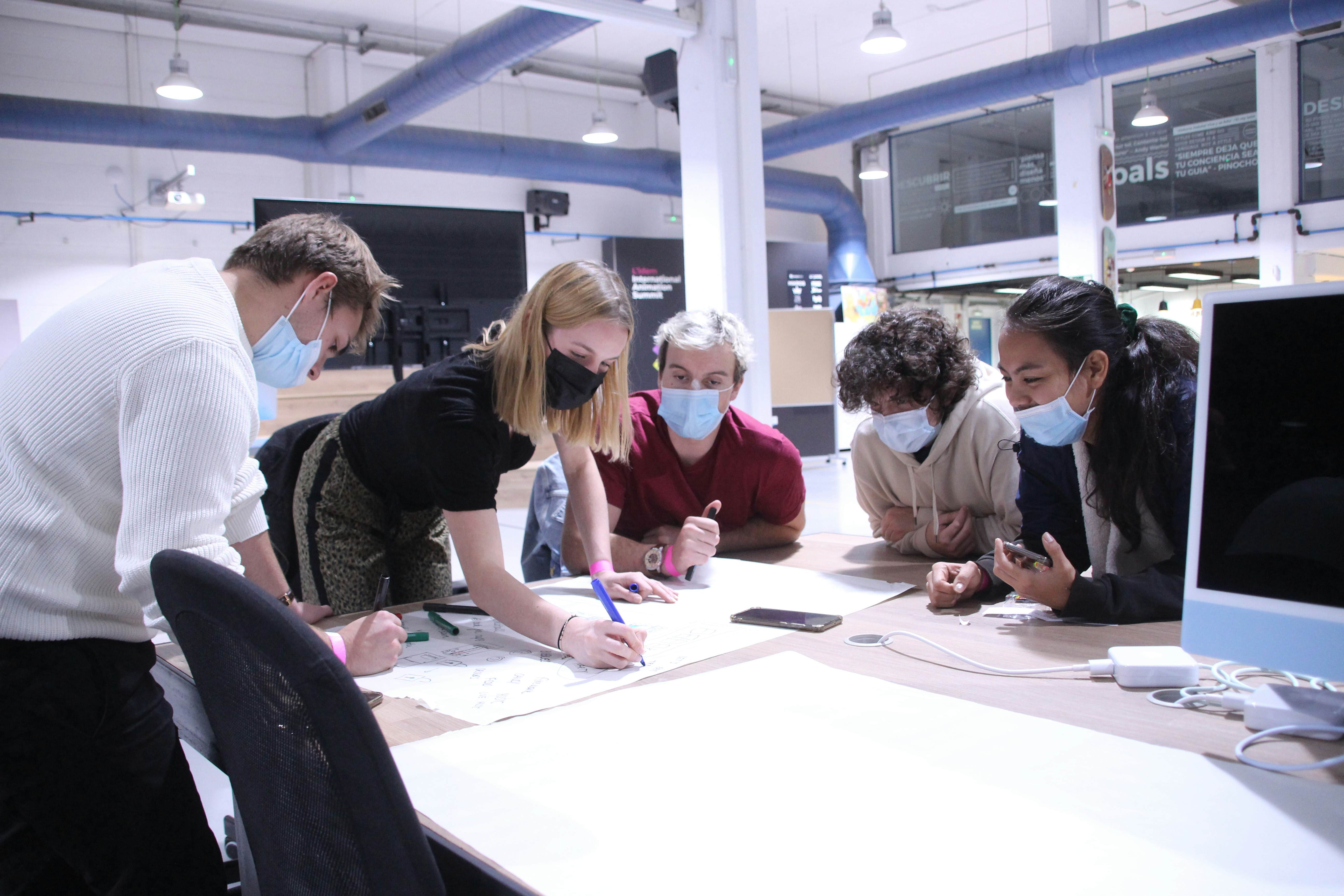 TBs Education in Barcelona students.