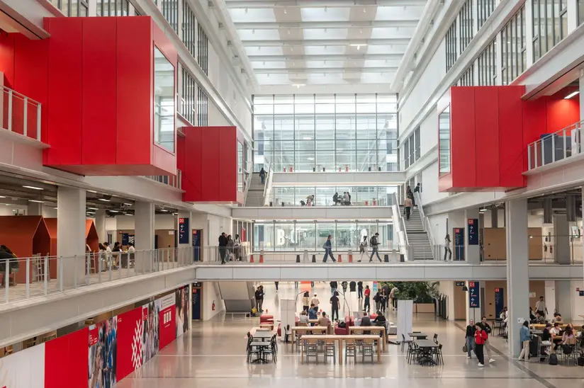emlyon business school indoor spaces