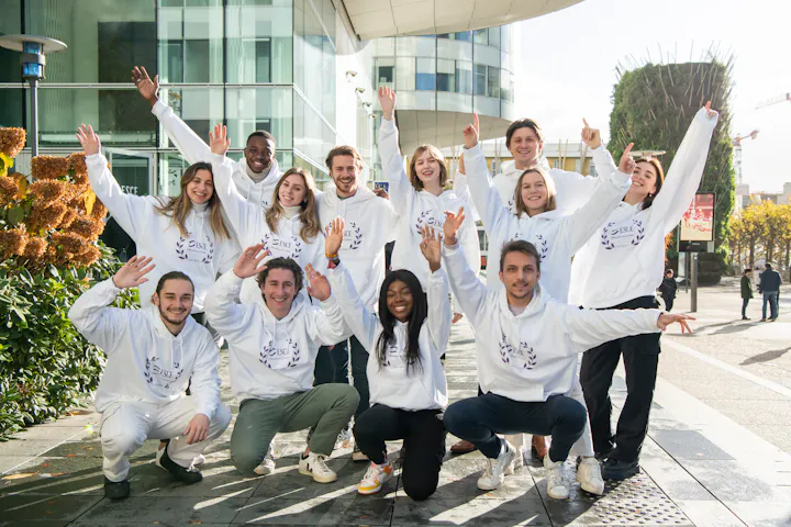 ESCE Business School