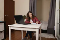 Understanding the Duolingo English Test ‘Interactive Reading’ Questions and How to Answer